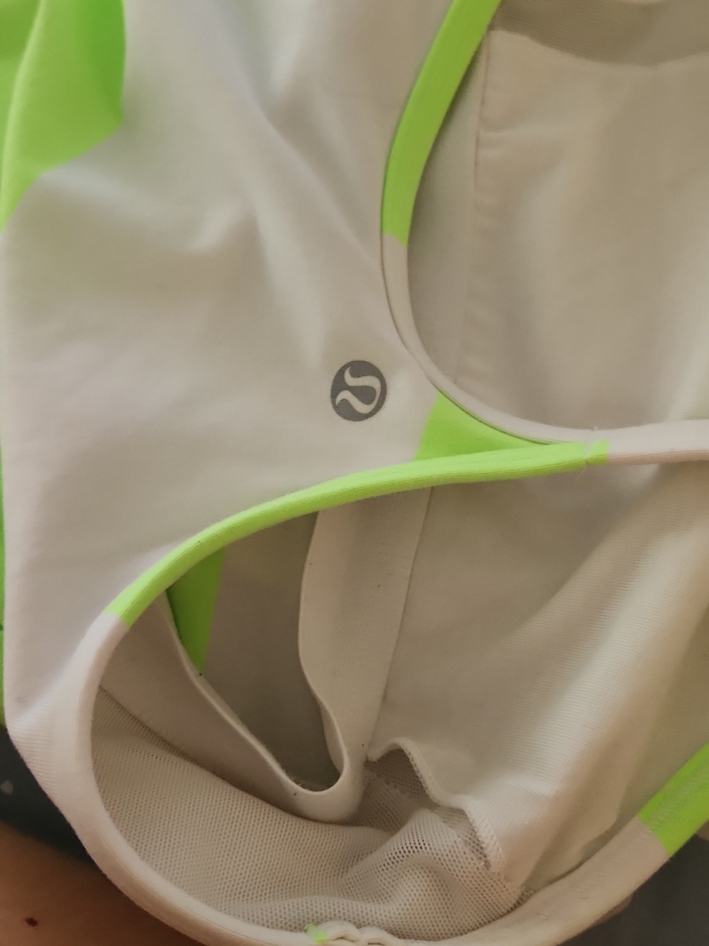 Lululemon - Picture 5 of 7